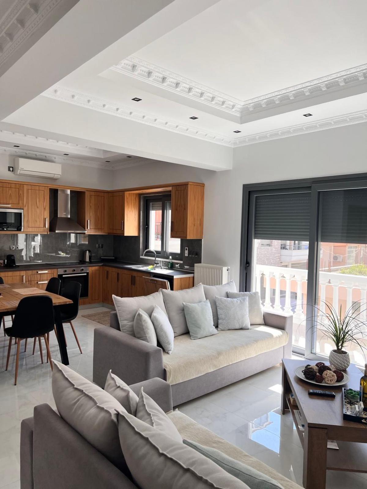 Kontis' Deluxe Furnished Apartment Loutraki  Luaran gambar
